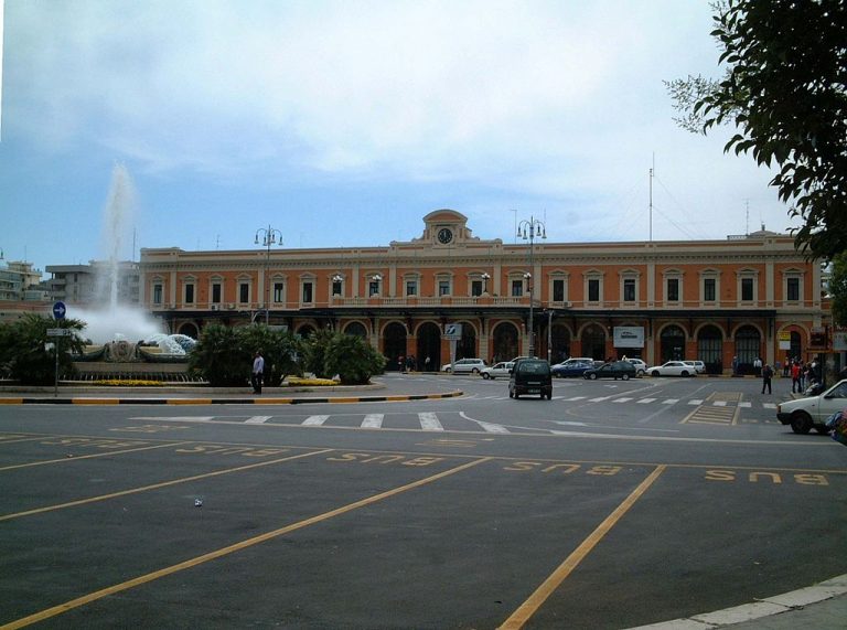 File:Putignano-Santa-Maria-La-Greca-.jpg - Wikimedia Commons